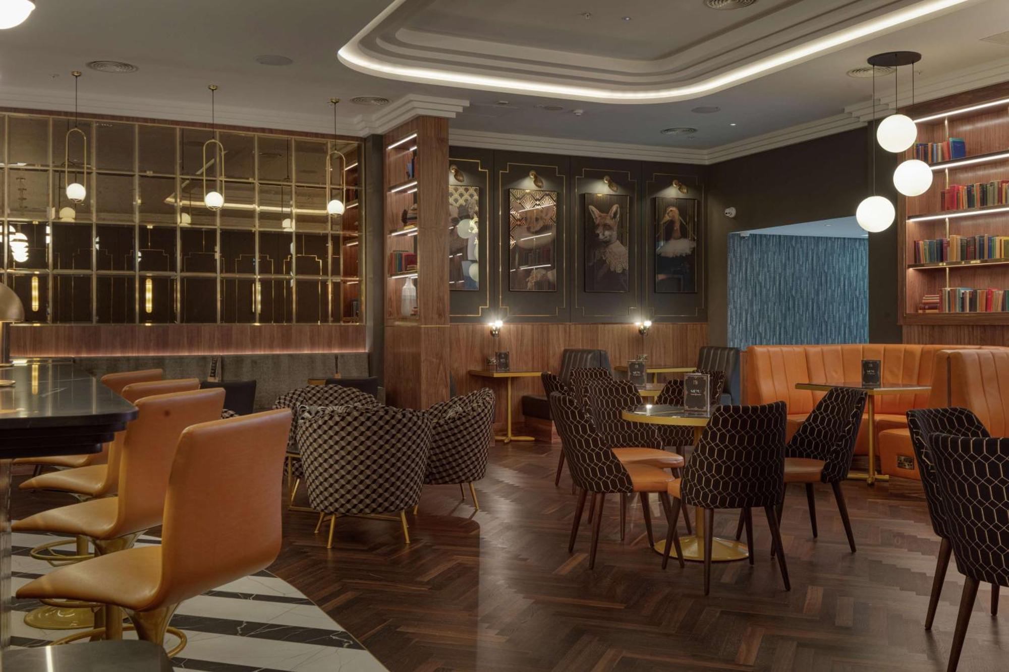 Hilton Belfast Hotel Exterior photo The interior of the restaurant