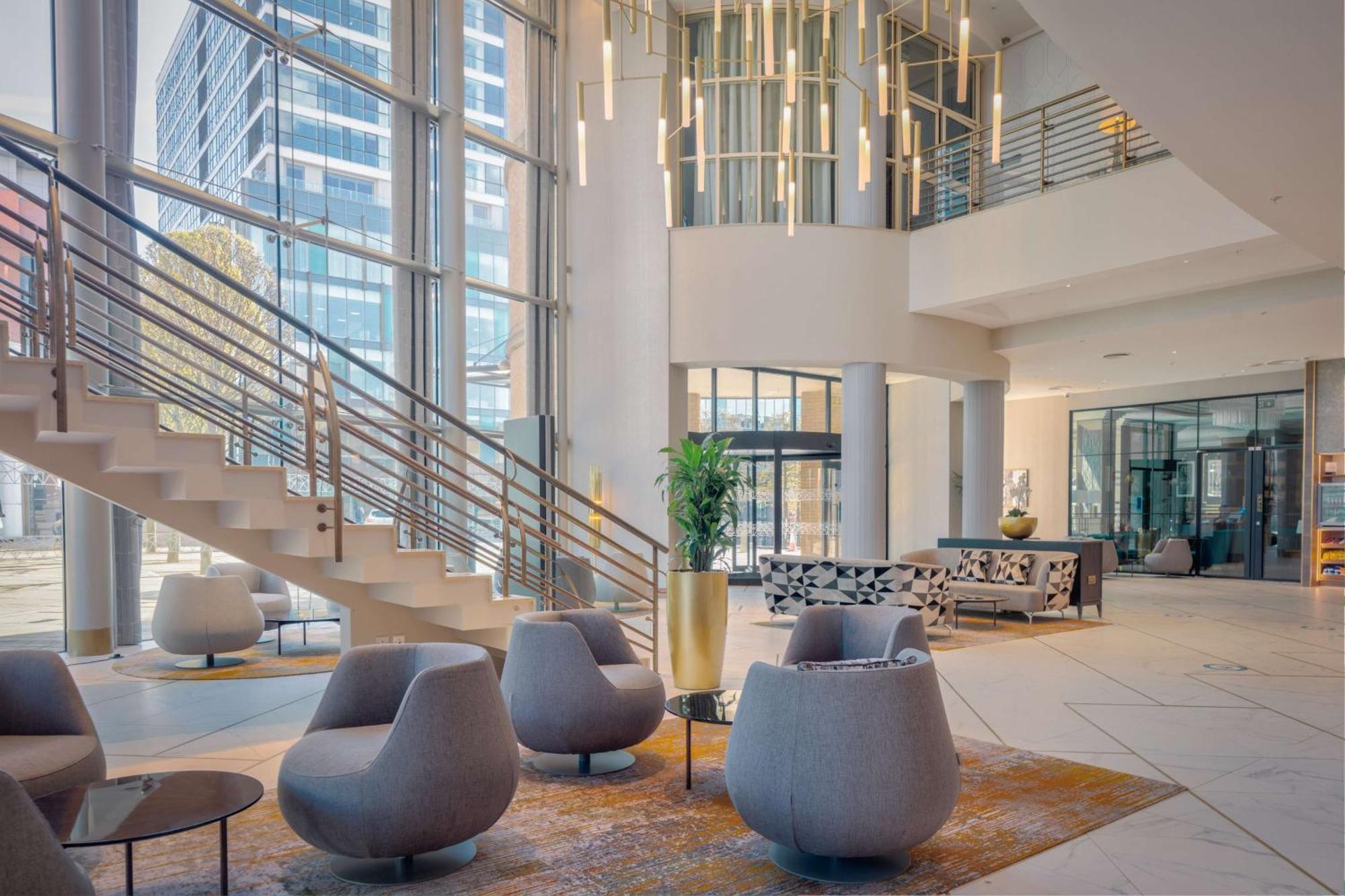 Hilton Belfast Hotel Exterior photo Lobby