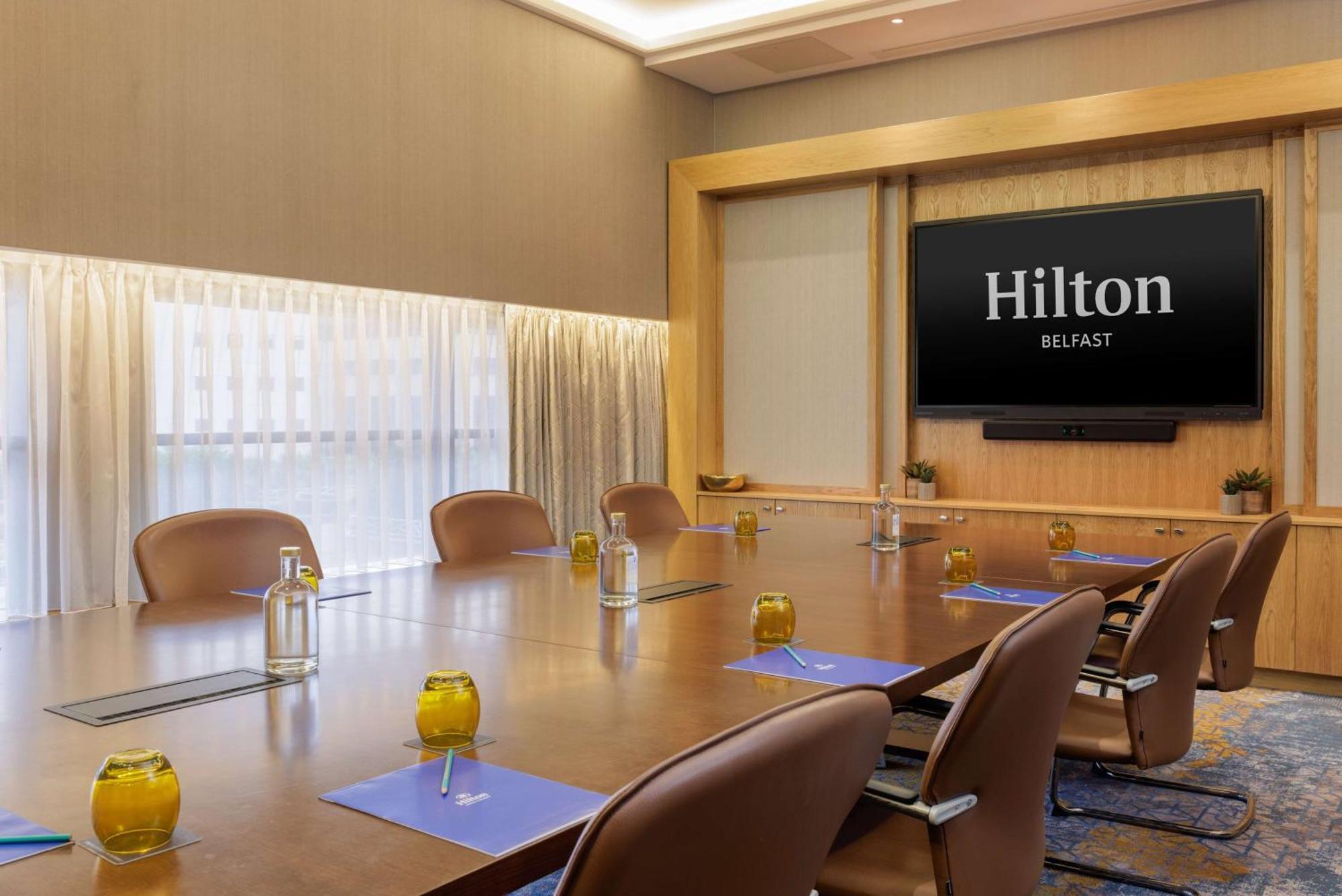 Hilton Belfast Hotel Exterior photo